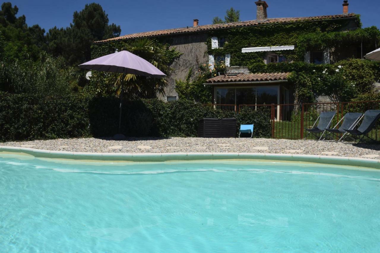 Ombre Bleue Du Figuier, Ailhon Hotel Exterior foto